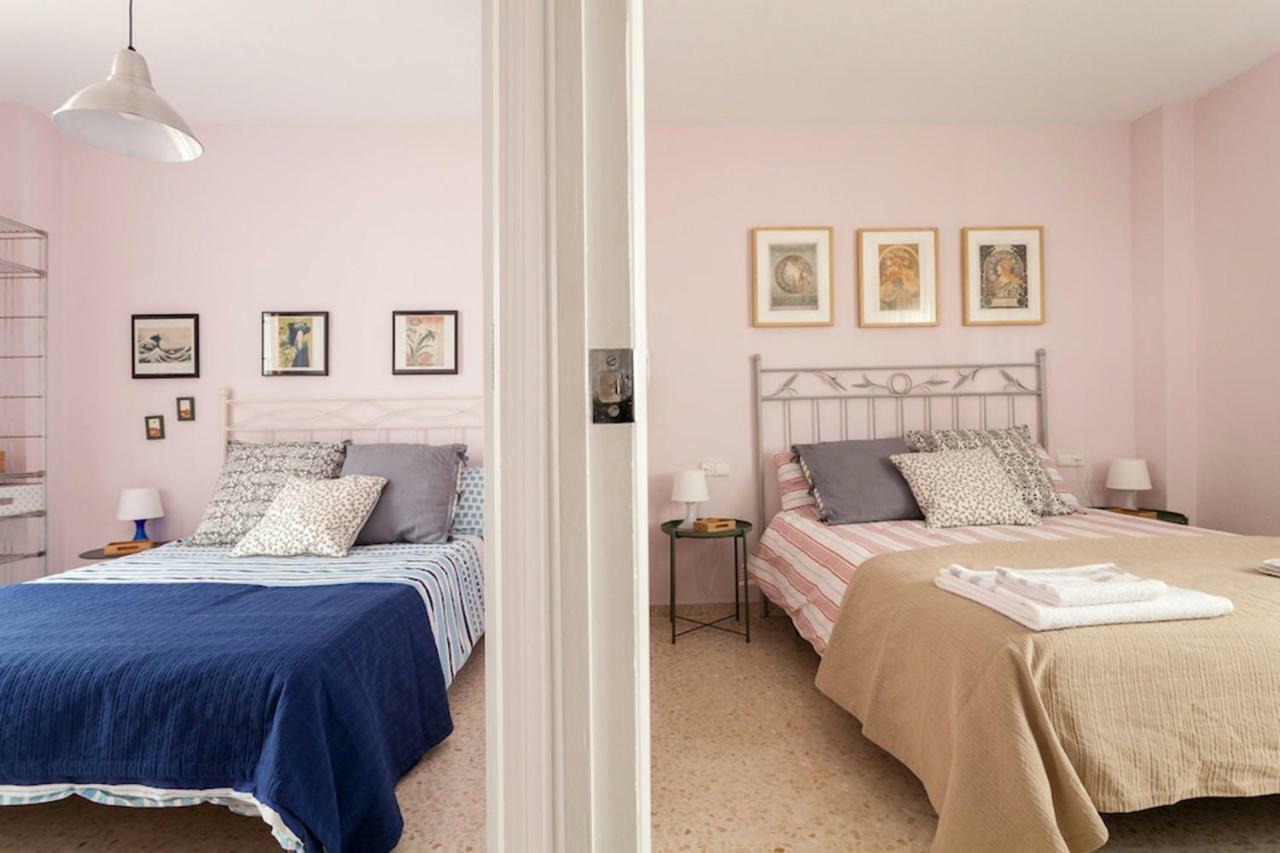 Apartamento Jardin De Santa Paula Севиля Екстериор снимка