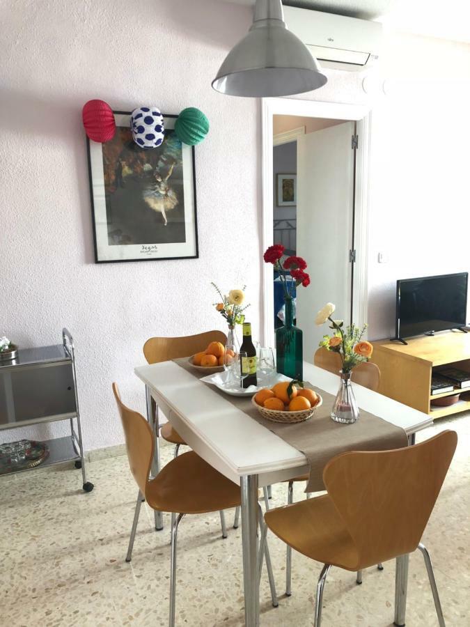 Apartamento Jardin De Santa Paula Севиля Екстериор снимка